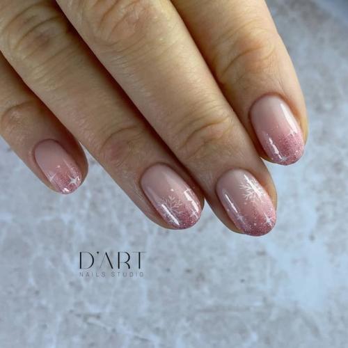 Manicure hybrydowy
