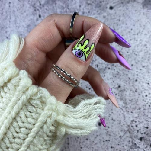 Paznokcie zdobienie oko